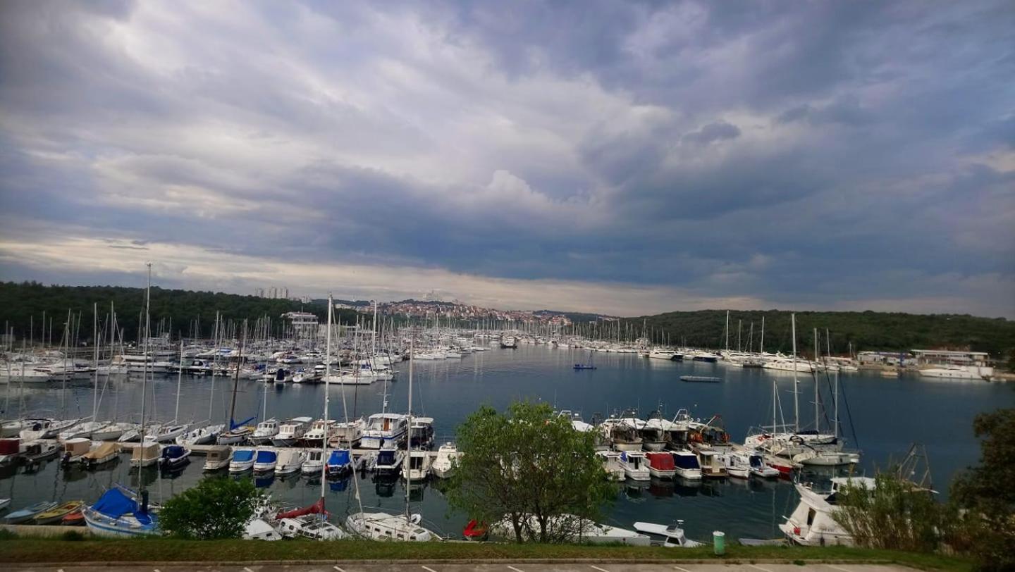 Apartments Cro Adria Stay Medulin Eksteriør billede